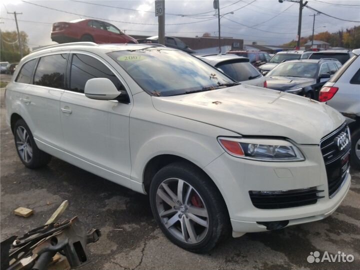 Разбор на запчасти Audi Q7