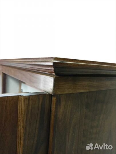 Сейф оружейный в дереве на 3 ствола 