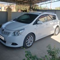 Toyota Verso 1.8 CVT, 2011, 215 000 км, с пробегом, цена 1 300 000 руб.