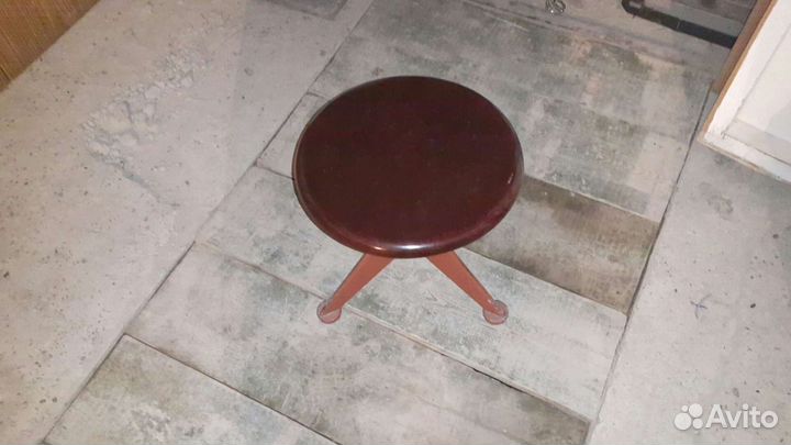 Стульчик для пианино из карболита СССР