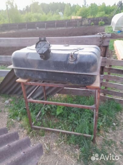 Топливный бак на ЗИЛ 131