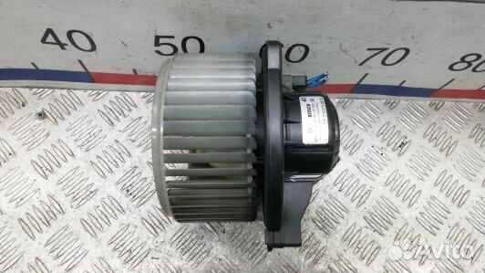 Моторчик печки toyota corolla verso 2 (BBR03KK01)