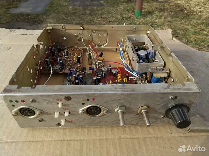 Гитарно-вокальный комбоусилитель