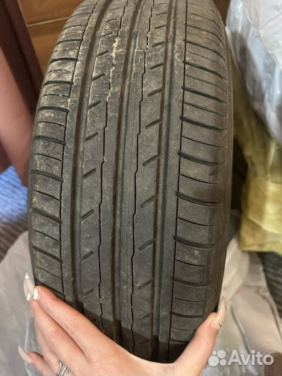 Yokohama Bluearth ES32 185/60 R15