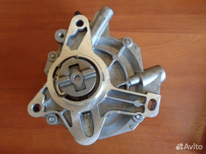 Вакуумный насос Peugeot Expert Traveller 2L Diesel