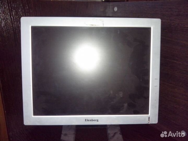 Монитор ж/к 15, 17дюймов