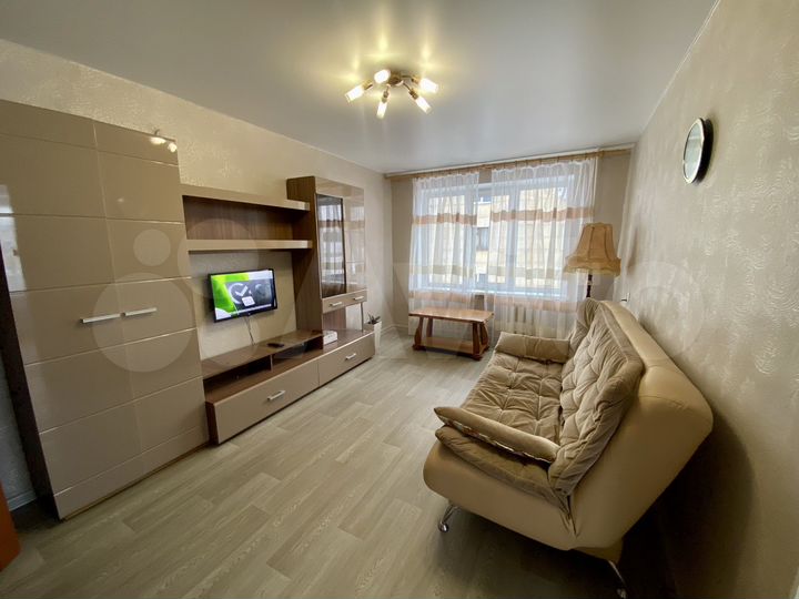 2-к. квартира, 42 м², 3/5 эт.