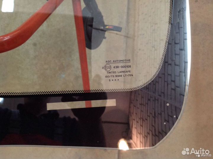 Лобовое стекло на Сузуки Свифт