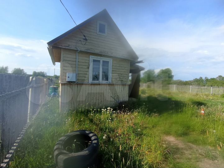 Дача 20 м² на участке 6 сот.