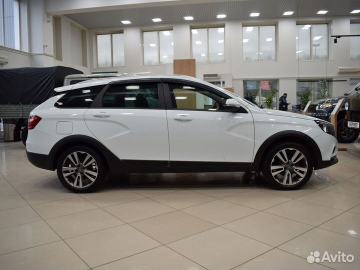 LADA Vesta Cross 1.8 AMT, 2019, 61 000 км