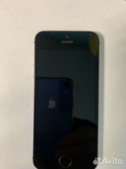 Телефон iPhone 5s