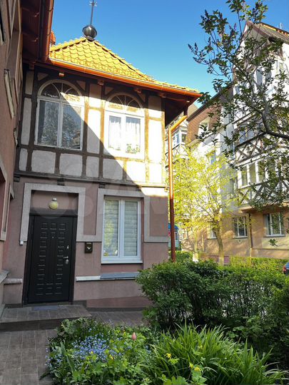 2-к. квартира, 55 м², 1/2 эт.