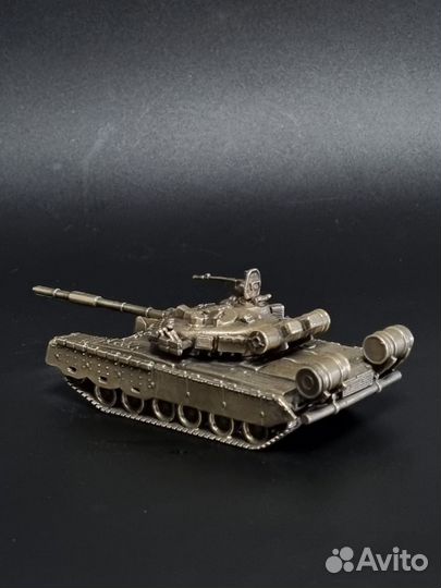 Бронзовая модель танка Т-80 бв в масштабе 1:72