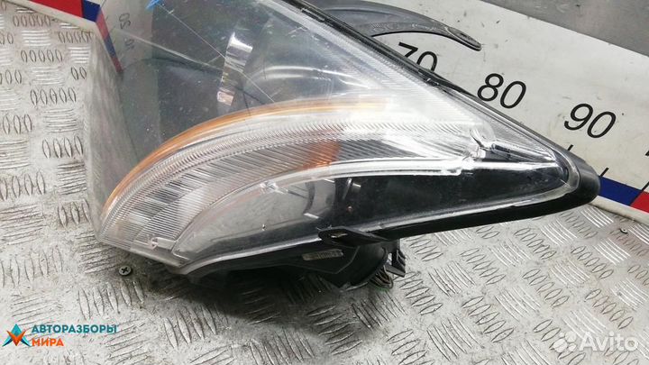 Фара левая Ford Focus 2 2006