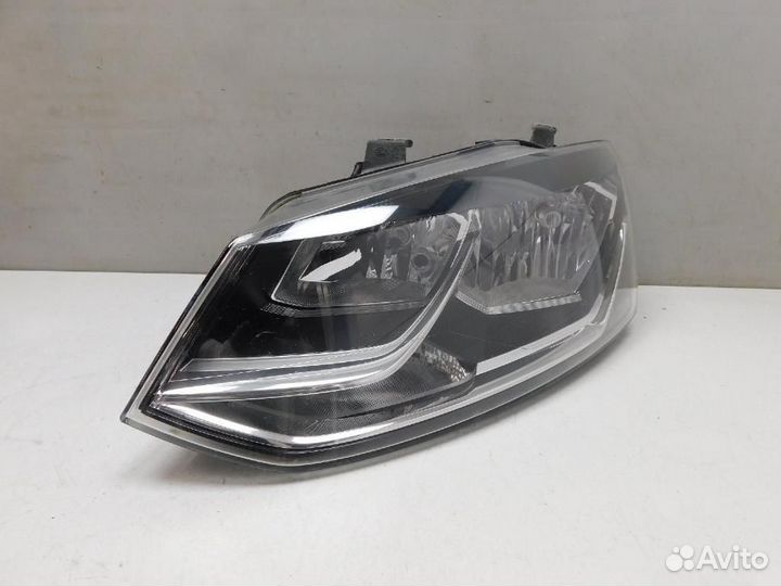 Фара левая Volkswagen Polo
