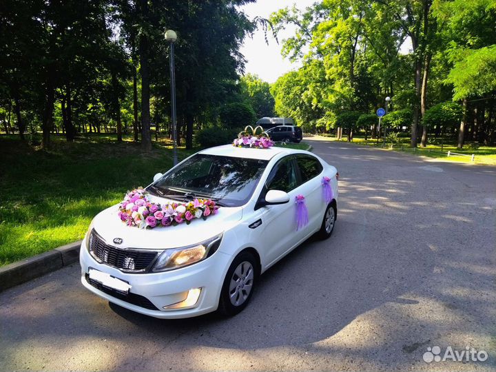 Украшение на свадебную машину