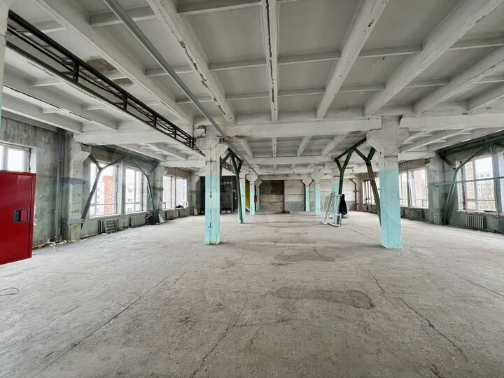 Склад или Производство, 858 м²