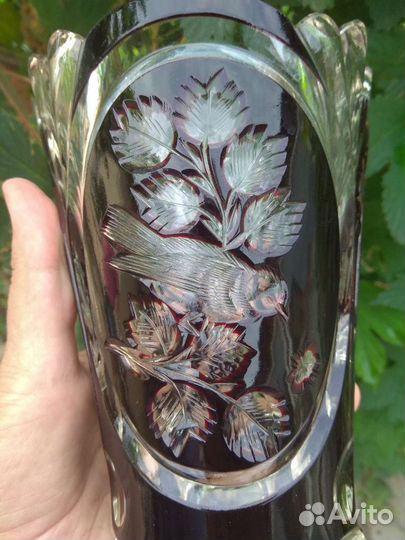 Старинная ваза