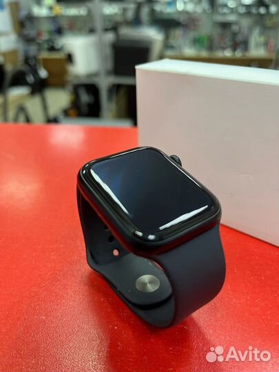 Apple Watch SE 2 44mm