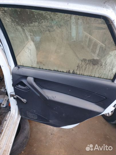 Задние обшивки дверей карты датсун гранта