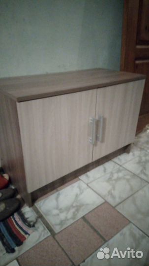 Тумбочка для обуви