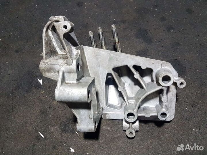 Кронштейн двигателя ford fusion 1.6 fyja