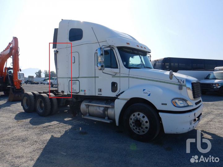 Спойлер кабины freightliner columbia centurty задн