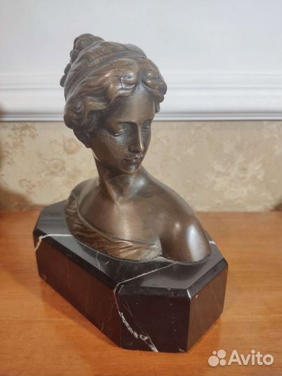 Бюст бронза