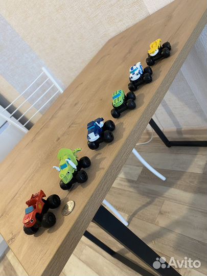 Вспыш и чудо-машинки набор