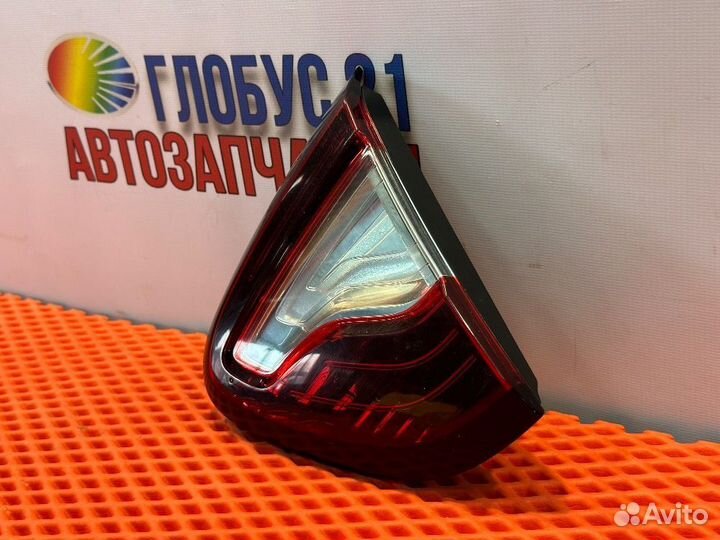 Фонарь внутренний правый Рено Каптюр Kaptur