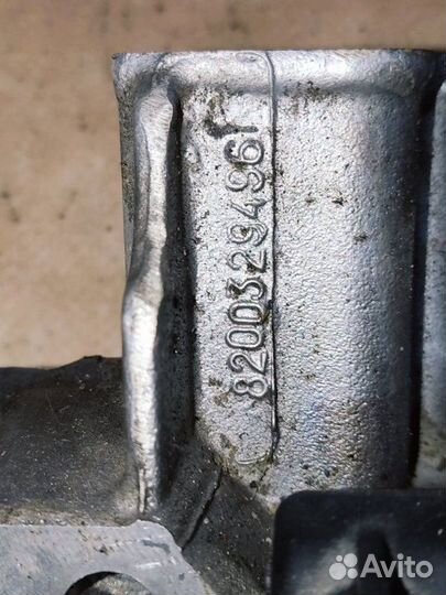 Топливная рампа форсунки Renault Megane 3