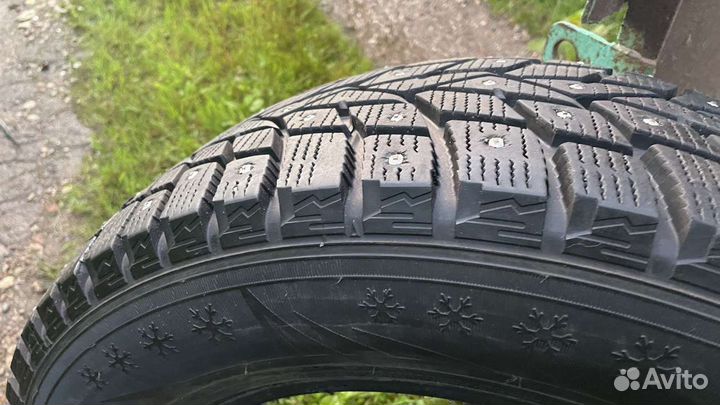Dunlop Grandtrek Ice 02 235/65 R17 80K