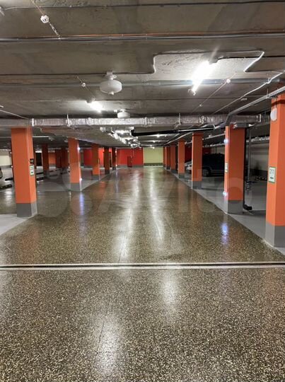 Машиноместо, 18 м²