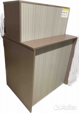 Стойка ресепшен