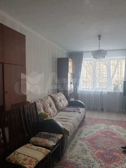4-к. квартира, 83 м², 3/9 эт.