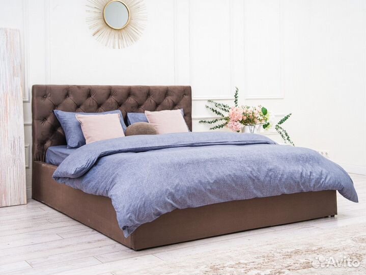 Kровать двуспальная 2 метра, в наличии