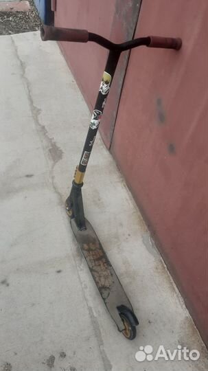 Трюковой самокат