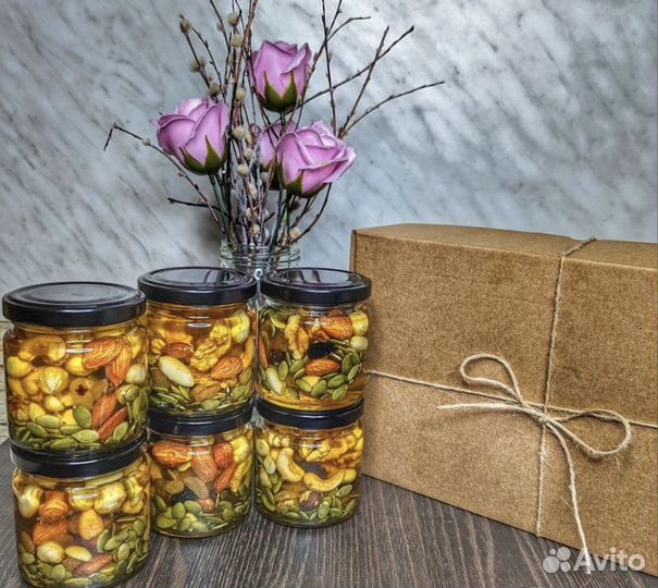 Орехи в меду, лучший подарок на Новый год