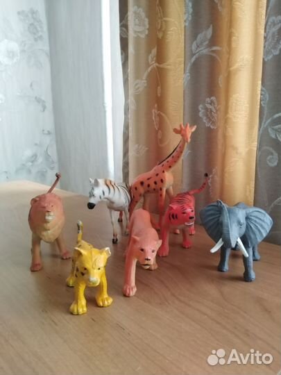 Игрушки животные