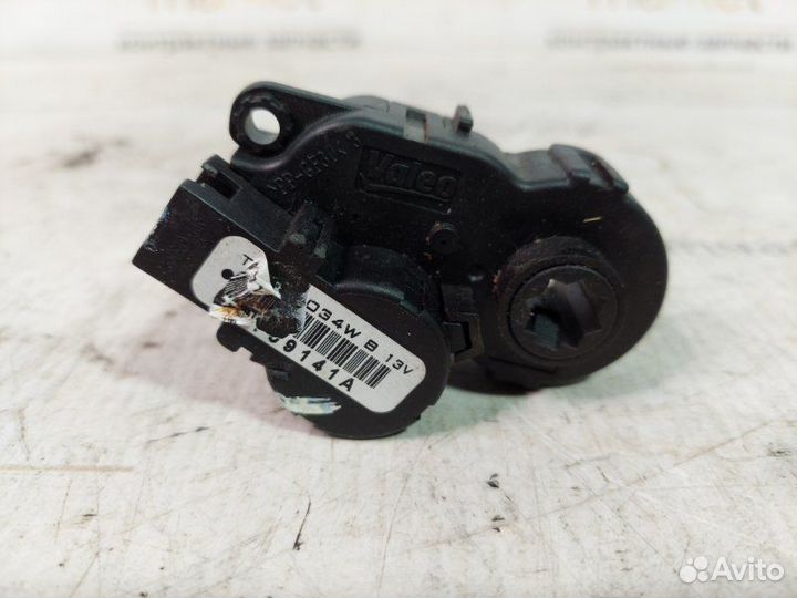 Моторчик заслонки печки Nissan X-Trail T32 2 2015