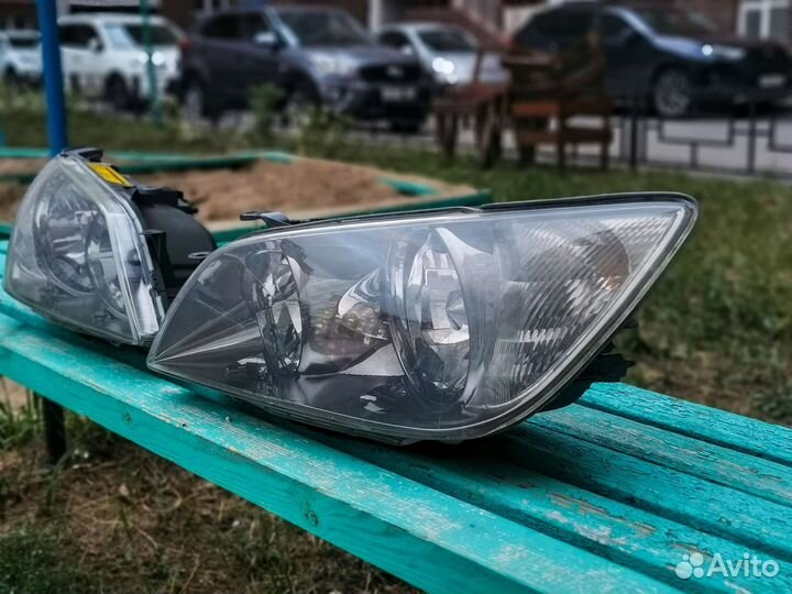 Фары Toyota Altezza ксенон рестайл