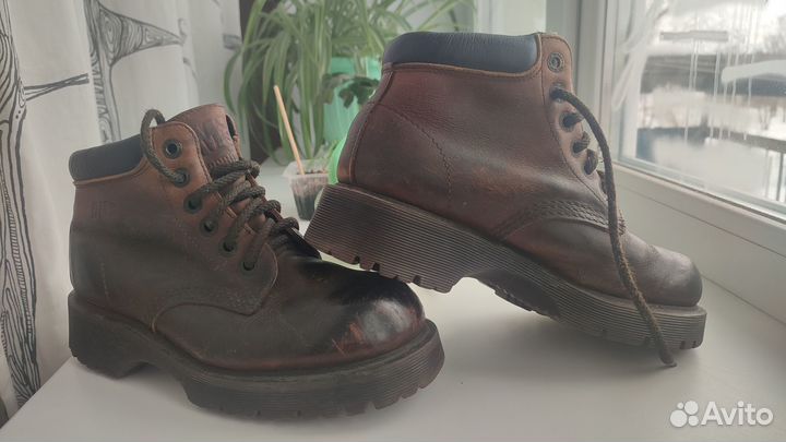 Ботинки женские 37 38 DR's