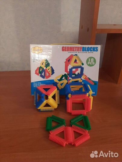 Конструктор 500 деталей