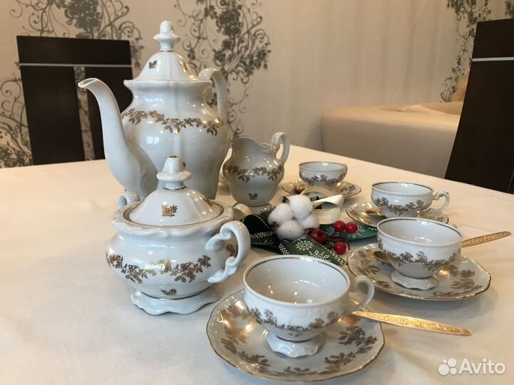 Фарфоровый сервиз