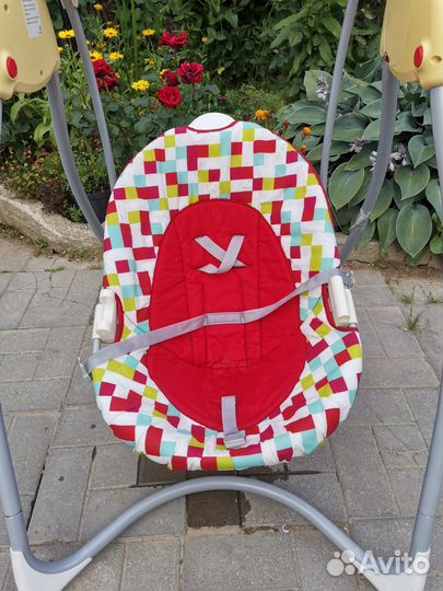 Электронная качель Graco