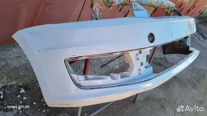 Передний бампер volkswagen polo седан оригинал