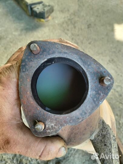 Выпускной коллектор с катализатором