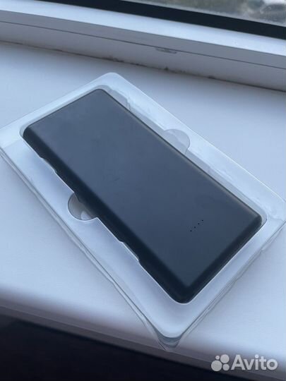 Внешний аккумулятор на 10000 (повербанк)