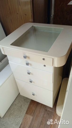 Стойка островок