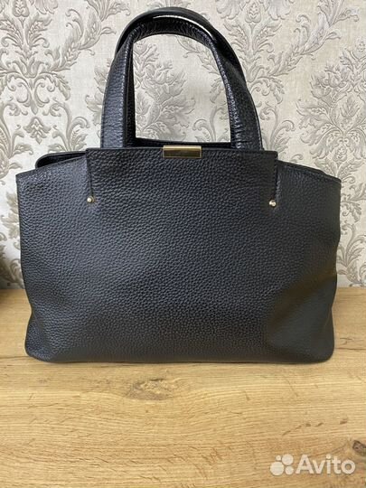 Продам кожаную сумку